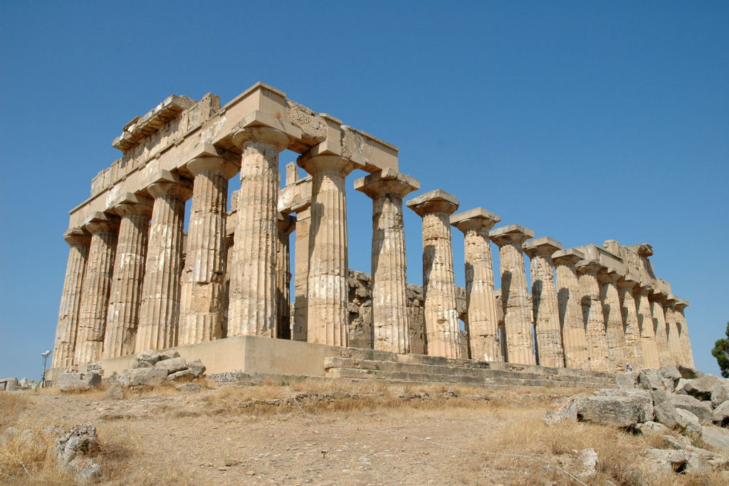 Sicily_Selinunte_Temple_E_(Hera)